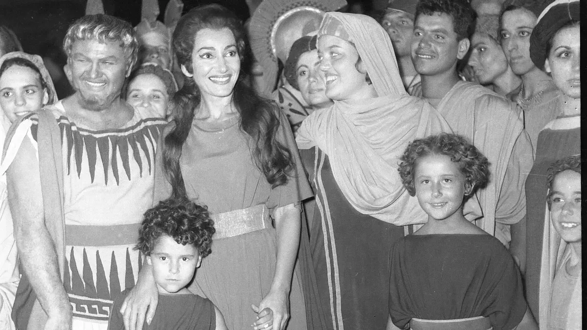 GNO Medea Callas, Morfoniou 1961 Epidaurus - photo Kleisthenis, GNO Archive (1).webp
