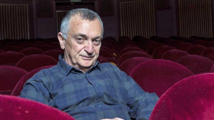 Συζητώντας με τον Σταύρο Ψυλλάκη