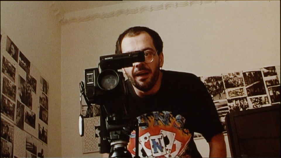 Το «Κλαις;» μέσα από 100 λέξεις του The Boy