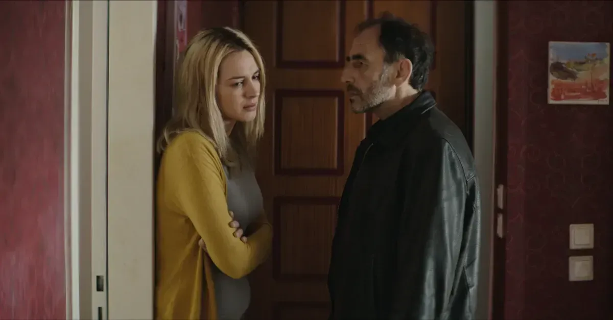 stills_stratos_reel6_537388.webp